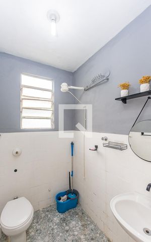 Studio para alugar com 36m², 1 quarto e sem vaga Studio para alugar com 36m², 1 quarto e sem vagaBanheiro