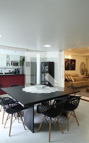 Casa à venda com 350m², 4 quartos e 3 vagasSala de Jantar
