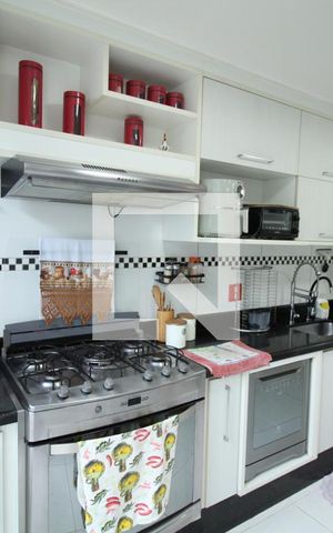 Casa à venda com 350m², 4 quartos e 3 vagasCozinha