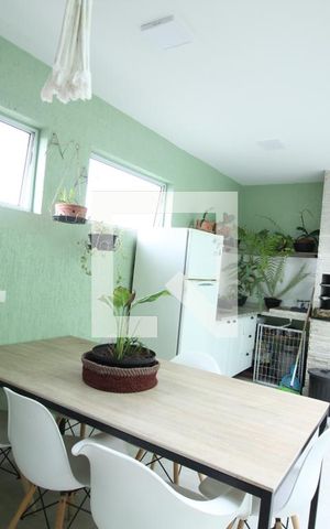 Casa à venda com 350m², 4 quartos e 3 vagasChurrasqueira