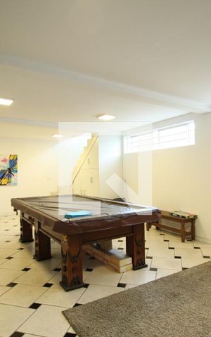 Casa à venda com 350m², 4 quartos e 3 vagasÁrea comum 