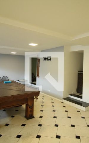 Casa à venda com 350m², 4 quartos e 3 vagasÁrea comum 