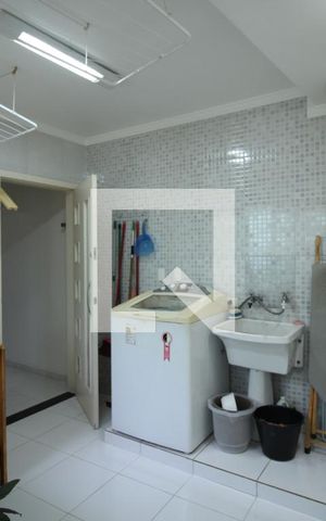 Casa à venda com 350m², 4 quartos e 3 vagasÁrea de Serviço