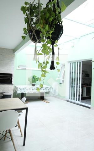 Casa à venda com 350m², 4 quartos e 3 vagasChurrasqueira