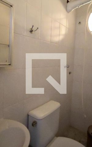 Casa para alugar com 234m², 4 quartos e 3 vagasBanheiro de serviço