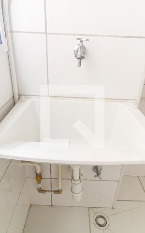 Apartamento para alugar com 42m², 2 quartos e sem vagaÁrea de Serviço