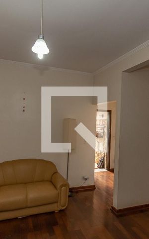 Casa para alugar com 300m², 4 quartos e 5 vagas Casa para alugar com 300m², 4 quartos e 5 vagasSala de TV