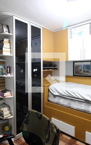 Casa à venda com 180m², 5 quartos e 1 vagaSuíte 2