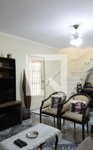 Casa à venda com 160m², 5 quartos e 2 vagasSala
