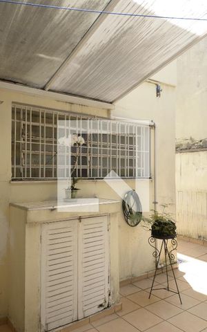 Casa à venda com 160m², 5 quartos e 2 vagasQuintal