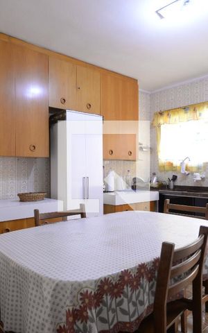 Casa à venda com 160m², 5 quartos e 2 vagasCozinha