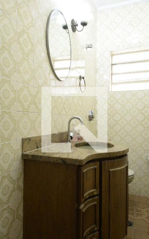 Casa à venda com 160m², 5 quartos e 2 vagasLavabo