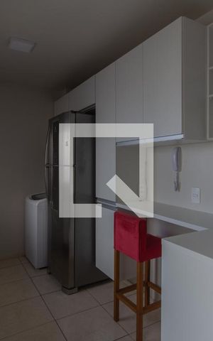 Apartamento à venda com 42m², 2 quartos e 1 vaga Apartamento à venda com 42m², 2 quartos e 1 vagaDetalhe da cozinha e área de serviço