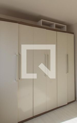 Apartamento à venda com 42m², 2 quartos e 1 vaga Apartamento à venda com 42m², 2 quartos e 1 vagaQuarto 2 - Armários