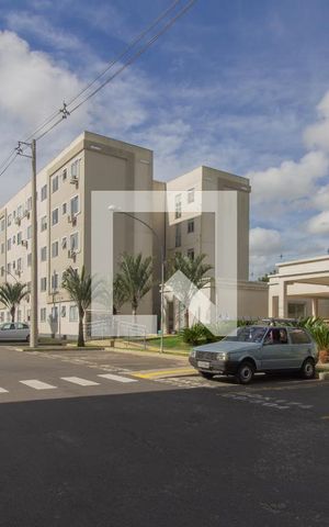 Apartamento à venda com 42m², 2 quartos e 1 vaga Apartamento à venda com 42m², 2 quartos e 1 vagaFachada do bloco