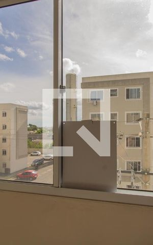 Apartamento à venda com 42m², 2 quartos e 1 vaga Apartamento à venda com 42m², 2 quartos e 1 vagaplaquinha instalada na janela