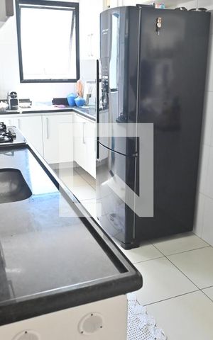 Apartamento para alugar com 120m², 2 quartos e 2 vagasCozinha