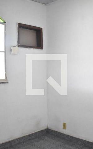 Casa à venda com 48m², 1 quarto e sem vagaQuarto