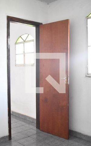 Casa à venda com 48m², 1 quarto e sem vagaQuarto