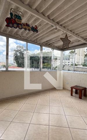 Casa à venda com 200m², 3 quartos e 1 vaga Casa à venda com 200m², 3 quartos e 1 vagaÁrea externa