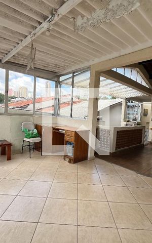 Casa à venda com 200m², 3 quartos e 1 vaga Casa à venda com 200m², 3 quartos e 1 vagaÁrea externa
