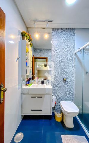 Casa à venda com 267m², 4 quartos e 3 vagasBanheiro