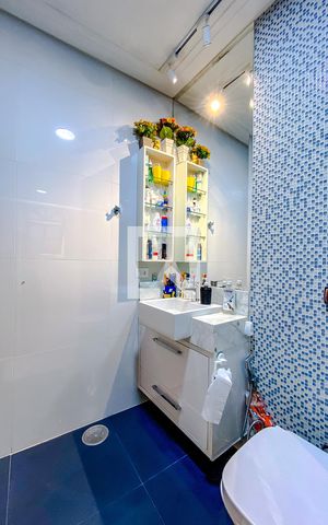Casa à venda com 267m², 4 quartos e 3 vagasBanheiro