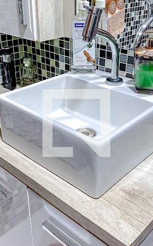 Casa à venda com 267m², 4 quartos e 3 vagasBanheiro 2