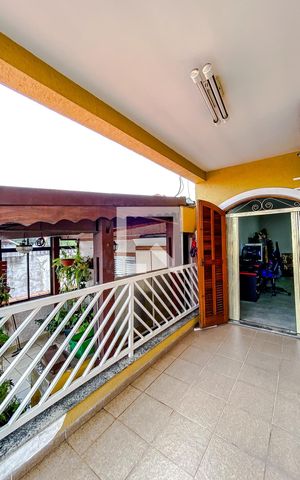 Casa à venda com 267m², 4 quartos e 3 vagasVaranda do Quarto 4