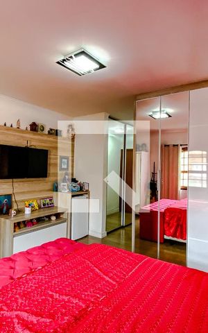 Casa à venda com 267m², 4 quartos e 3 vagasQuarto 1 - Suíte