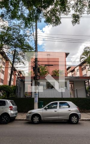 Apartamento para alugar com 80m², 2 quartos e 1 vagaFachada