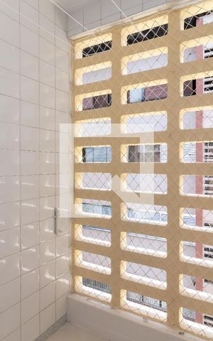 Apartamento para alugar com 80m², 2 quartos e 1 vagaÁrea de Serviço