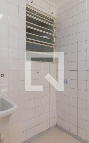 Apartamento para alugar com 80m², 2 quartos e 1 vagaÁrea de Serviço
