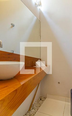 Casa à venda com 360m², 3 quartos e 4 vagasLavabo