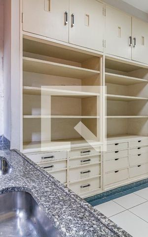 Casa à venda com 360m², 3 quartos e 4 vagasCozinha