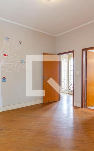 Casa à venda com 360m², 3 quartos e 4 vagasSuíte 1