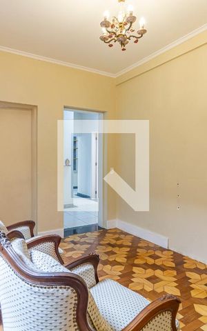 Casa à venda com 360m², 3 quartos e 4 vagasSala de TV