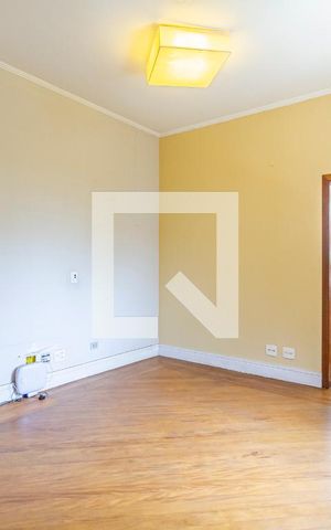 Casa à venda com 360m², 3 quartos e 4 vagasSuíte 3