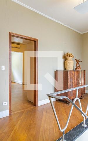 Casa à venda com 360m², 3 quartos e 4 vagasCorredor