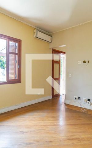 Casa à venda com 360m², 3 quartos e 4 vagasSuíte 3
