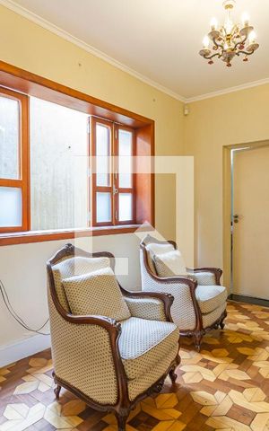 Casa à venda com 360m², 3 quartos e 4 vagasSala de TV