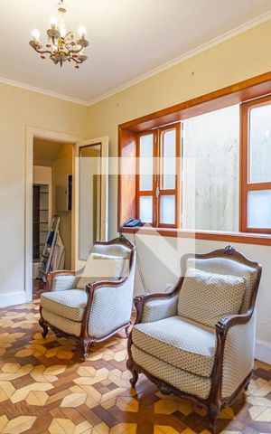 Casa à venda com 360m², 3 quartos e 4 vagasSala de TV
