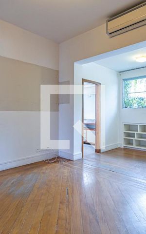Casa à venda com 360m², 3 quartos e 4 vagasSuíte 2