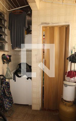 Apartamento à venda com 68m², 3 quartos e 1 vagaBanheiro  e quarto de se serviço