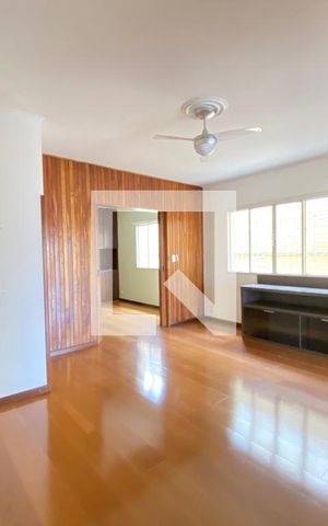 Casa à venda com 529m², 4 quartos e 3 vagas