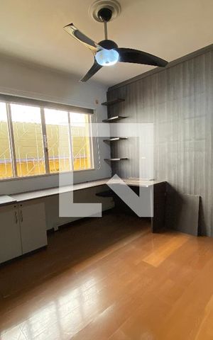 Casa à venda com 529m², 4 quartos e 3 vagas