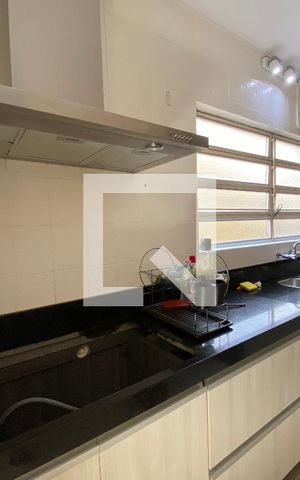 Casa à venda com 529m², 4 quartos e 3 vagas