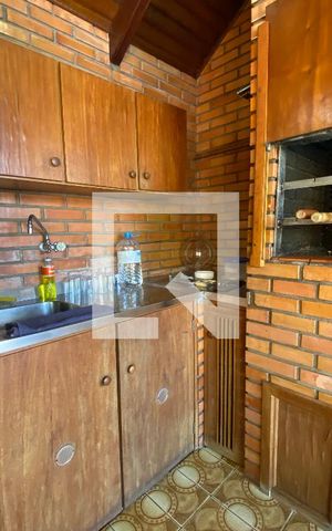 Casa à venda com 529m², 4 quartos e 3 vagas