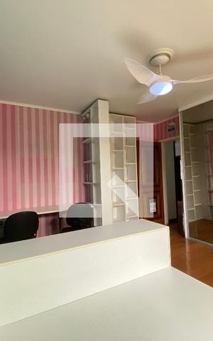Casa à venda com 529m², 4 quartos e 3 vagas