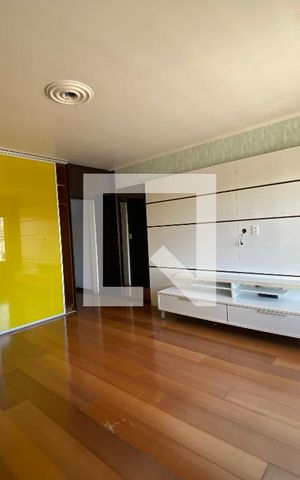 Casa à venda com 529m², 4 quartos e 3 vagas